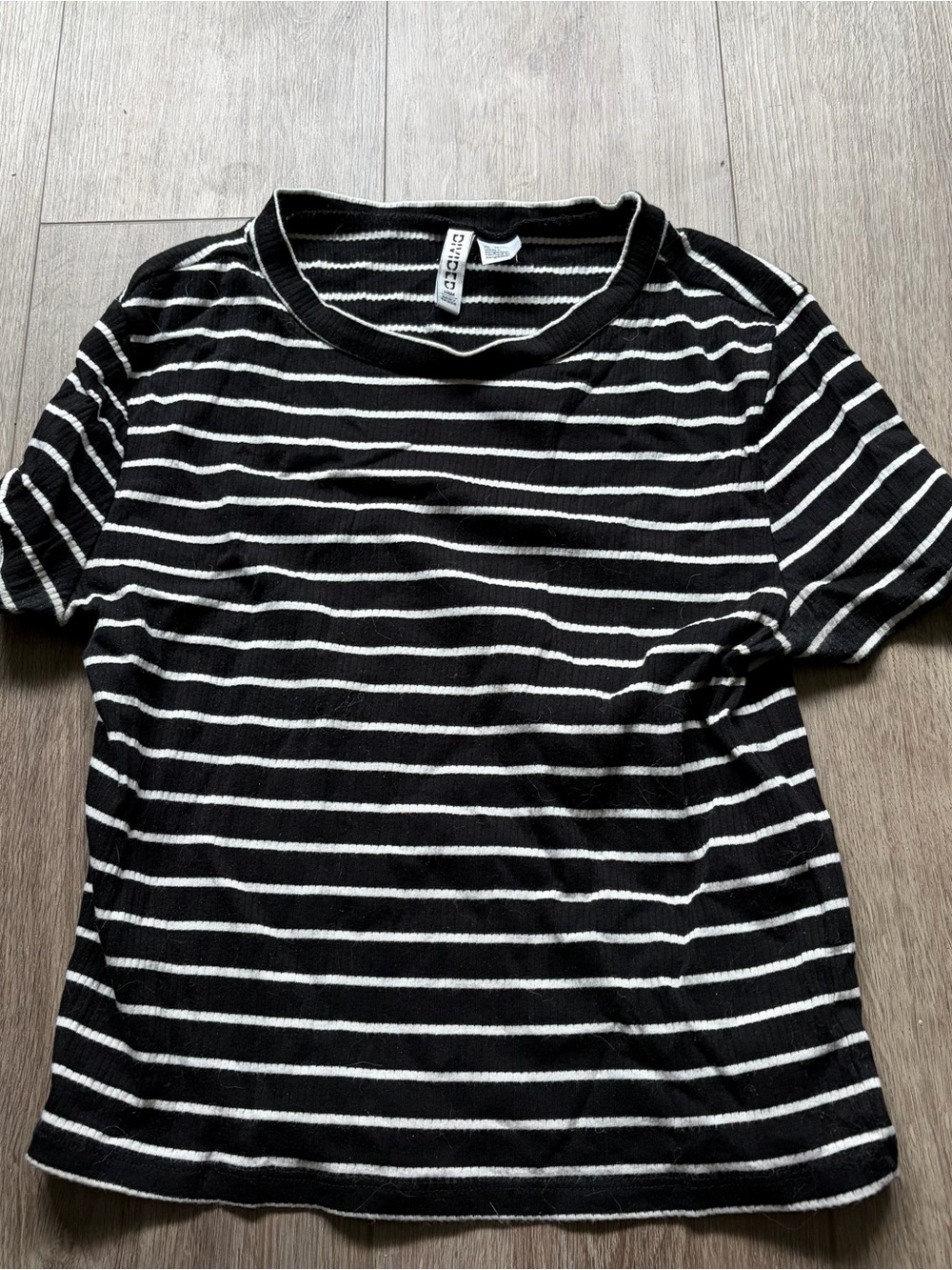 H&M Black and White Stripe Crop Top